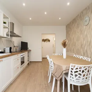 Ludo House - Charming Con Patio A Due Passi Dalla Cattedrale Palermo